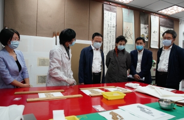加强合作交流共同推进档案事业发展