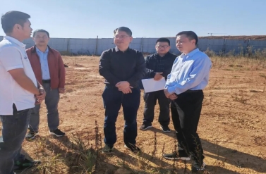 景德镇市委副秘书长、市委办公室主任吴水旺深入县区调研档案工作